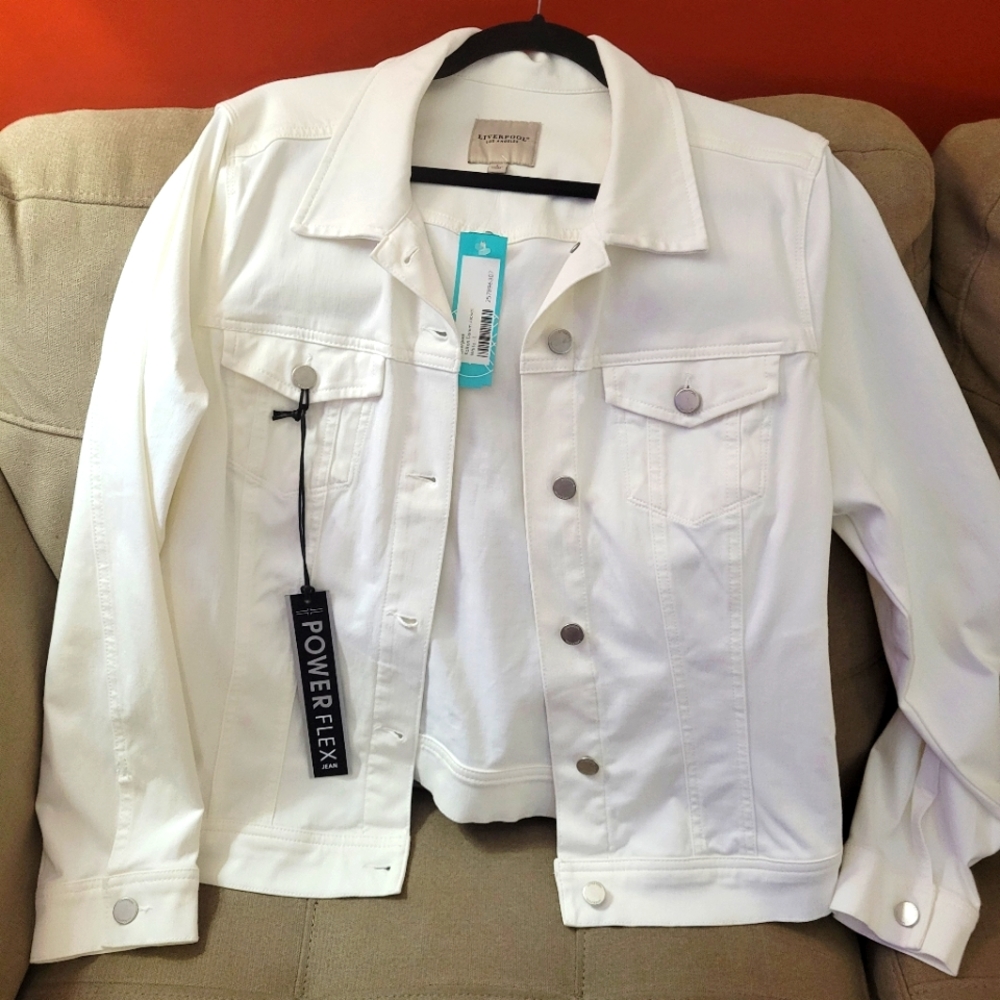 White Jacket Size Large stretches
